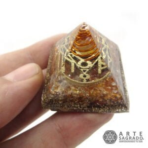 Mini orgonita pirámide Tauro cuarzo Fluorita / Cornalina Roja