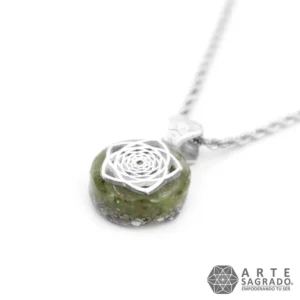 Collar Micro Orgón Pentaflor en Plata 0.925 con Jade Imperial