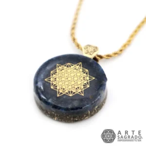 Collar Mini Orgón Estructura del Vacío en Chapa de Oro de 14K con Lapislázuli, Ojo de Halcón y Aventurina Azul