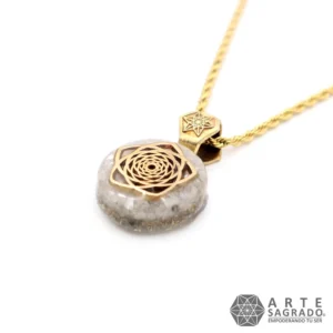 Collar Micro Orgón Pentaflor en Chapa de Oro de 14K con Piedra Luna y Perla